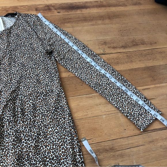 Banana Republic Leopard Print Fit and Flare Front Slit L/S MIDI Dress Sz M - Picture 16 of 16